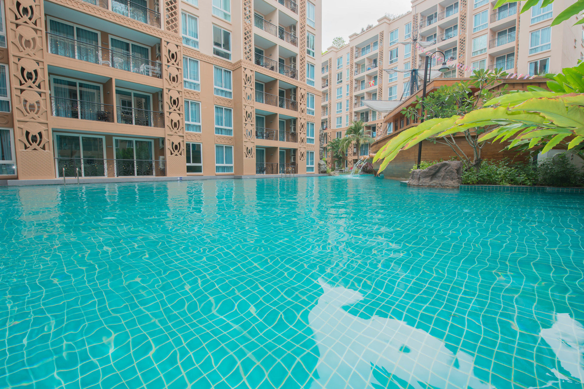 Atlantis Pattaya High Service Csomtien-part Kültér fotó